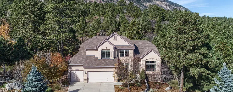 Colorado mountain home showcasing a Colorado Roof